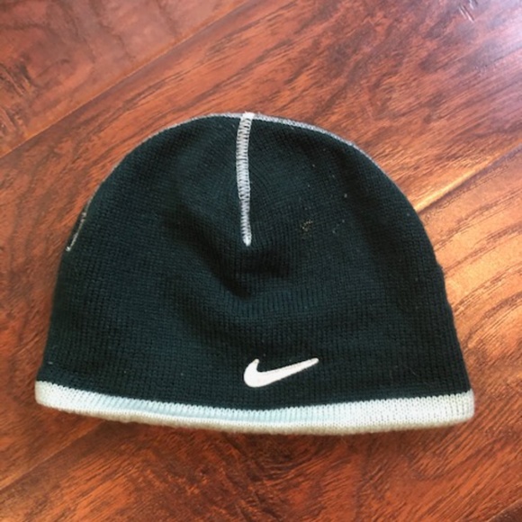 winter hat nike